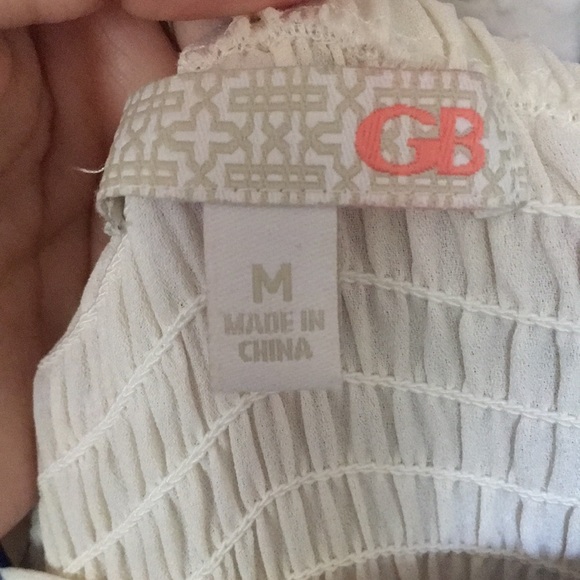 Dress - Picture 3 of 4